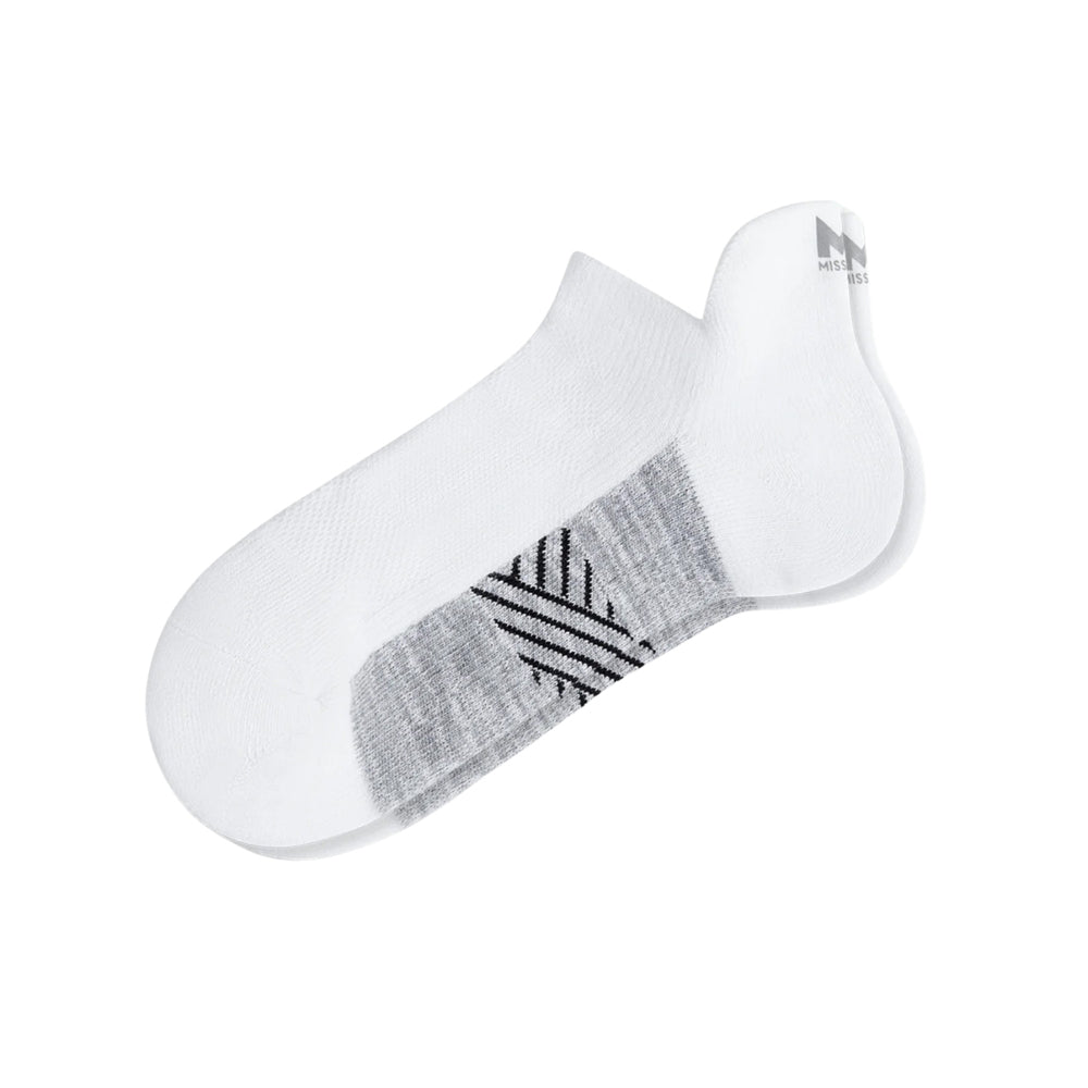 Pinnacle Dry Comfort Heel-Tab Socks Socks MISSION M (US 6-8) White